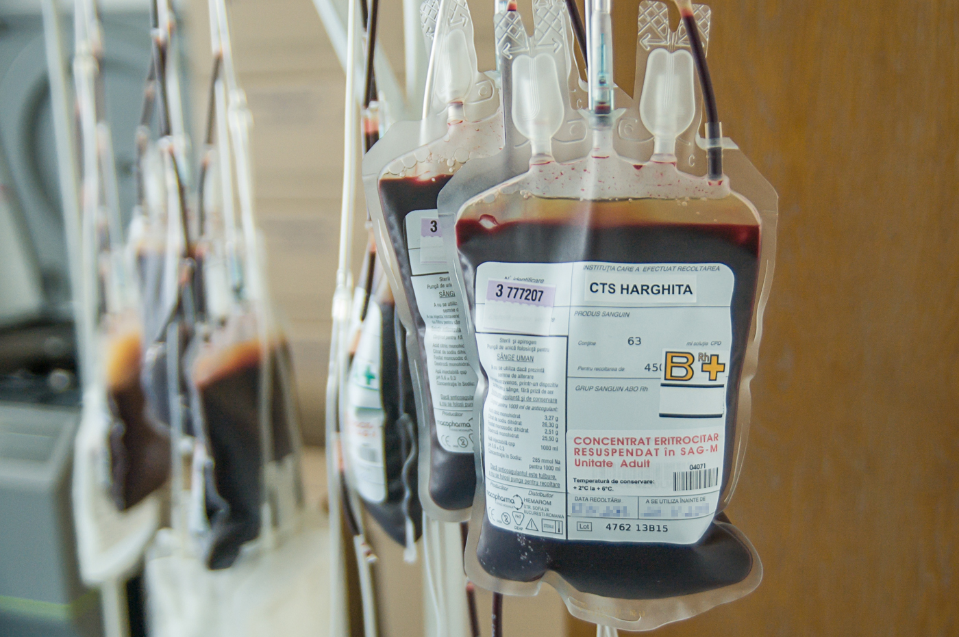 Zajlik a kórházi vérközpontok engedélyeztetése