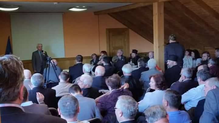 Jelenlét nélkül…