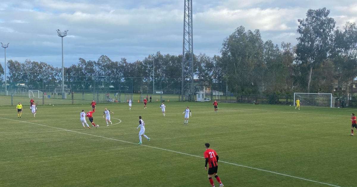 Labdarúgás: fontos győzelmek hétvégéje