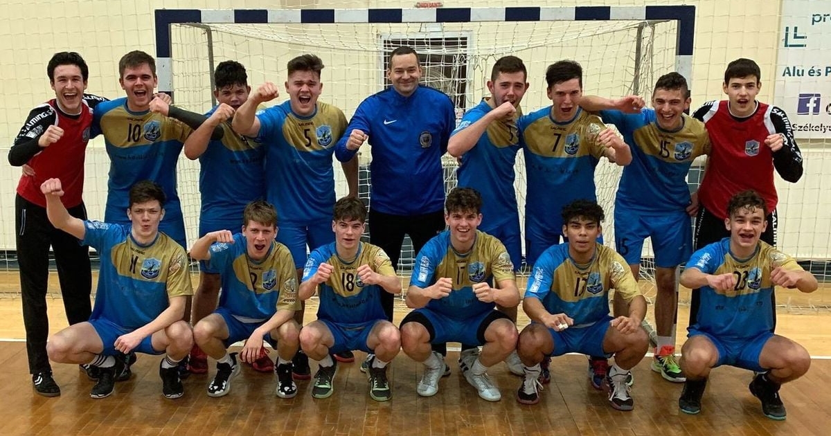 Két csapat már továbblépett