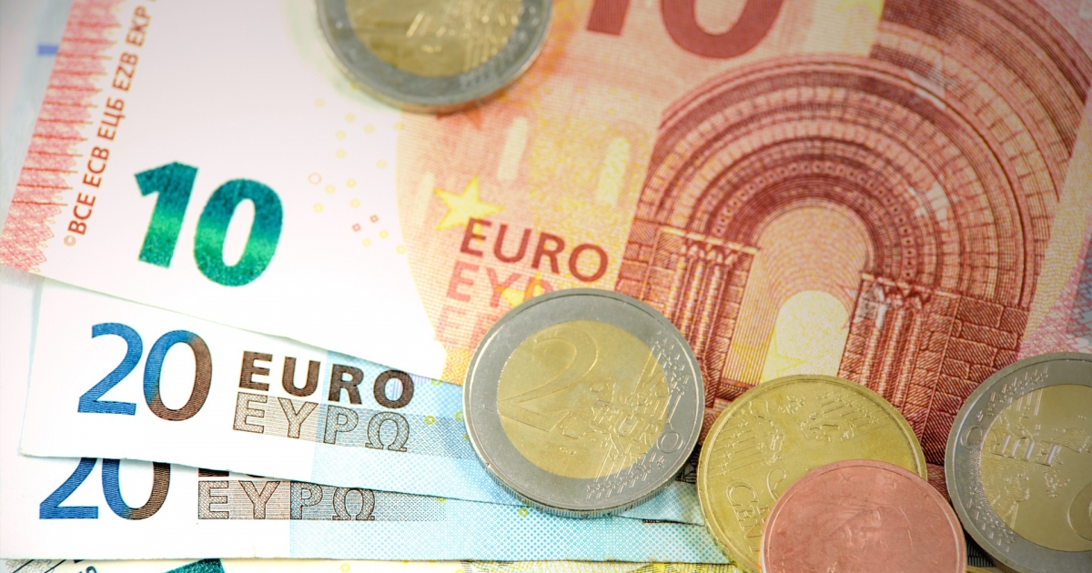 Sosem volt még ennyire drága az euró