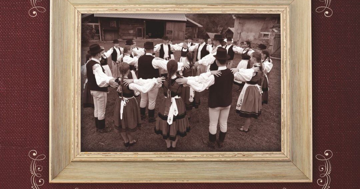 Huszonöt éves a Kékiringó Néptánccsoport