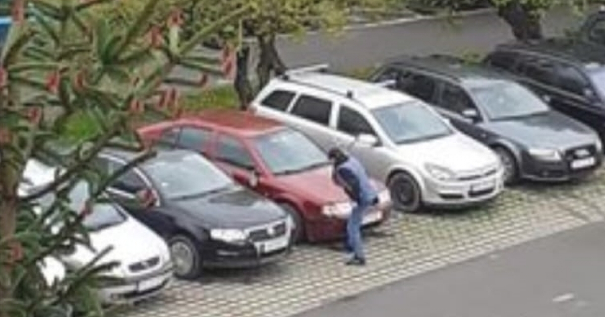 A lánytestvére autóját rongálta meg a csíkszeredai férfi