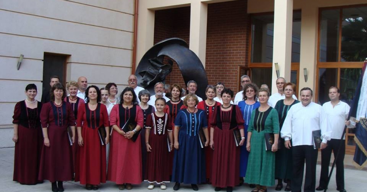 KARÁCSONYI HANGVERSENY