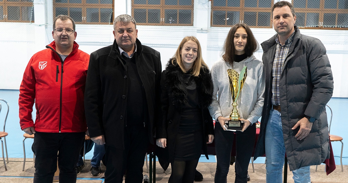 Gálákon díjazták a legjobbakat