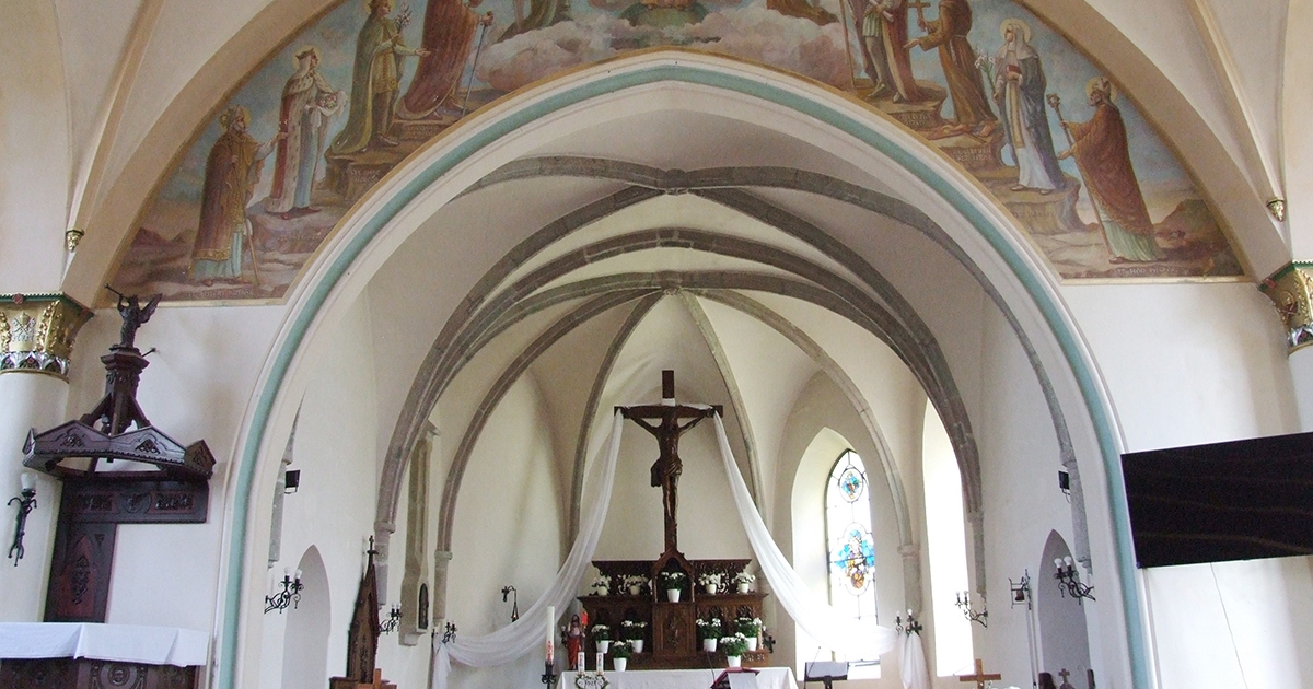A Katalin-oltár és a kászonfeltízi Szent Katalin-kápolna