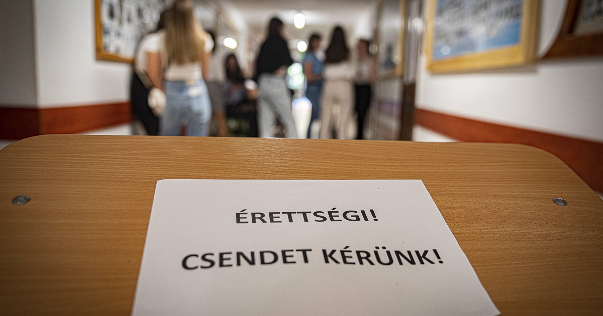 A magyar diákok számára is véget ért az érettségi, ezeket a tételeket kapták ma
