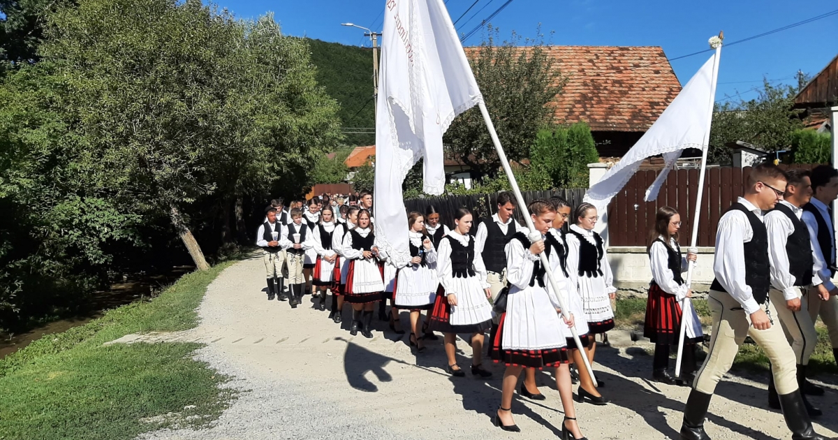 Csíkmenaság, a Szűzanya oltalmába ajánlott falu