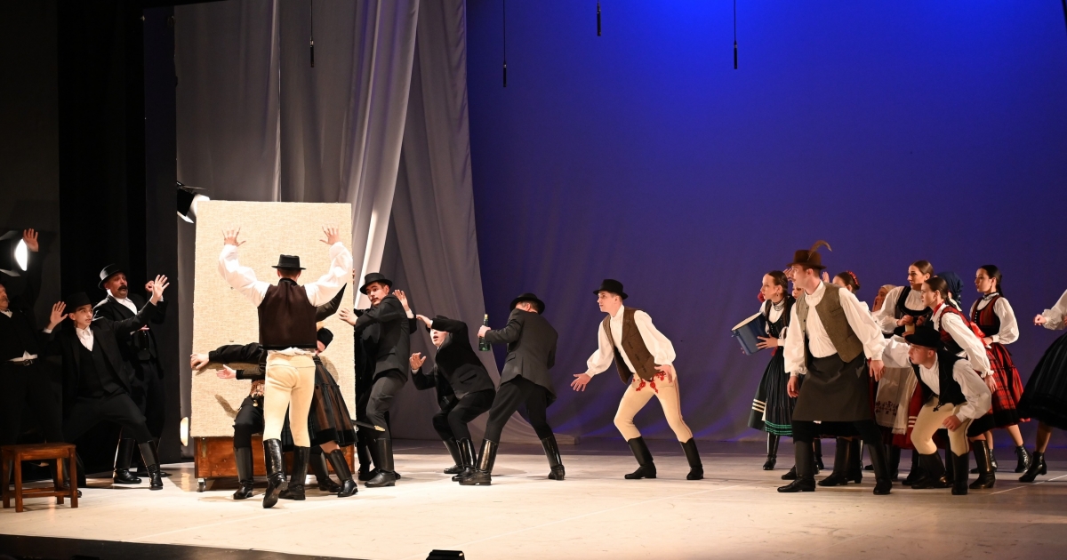 A Toldi előadás Csíkszentmártonban