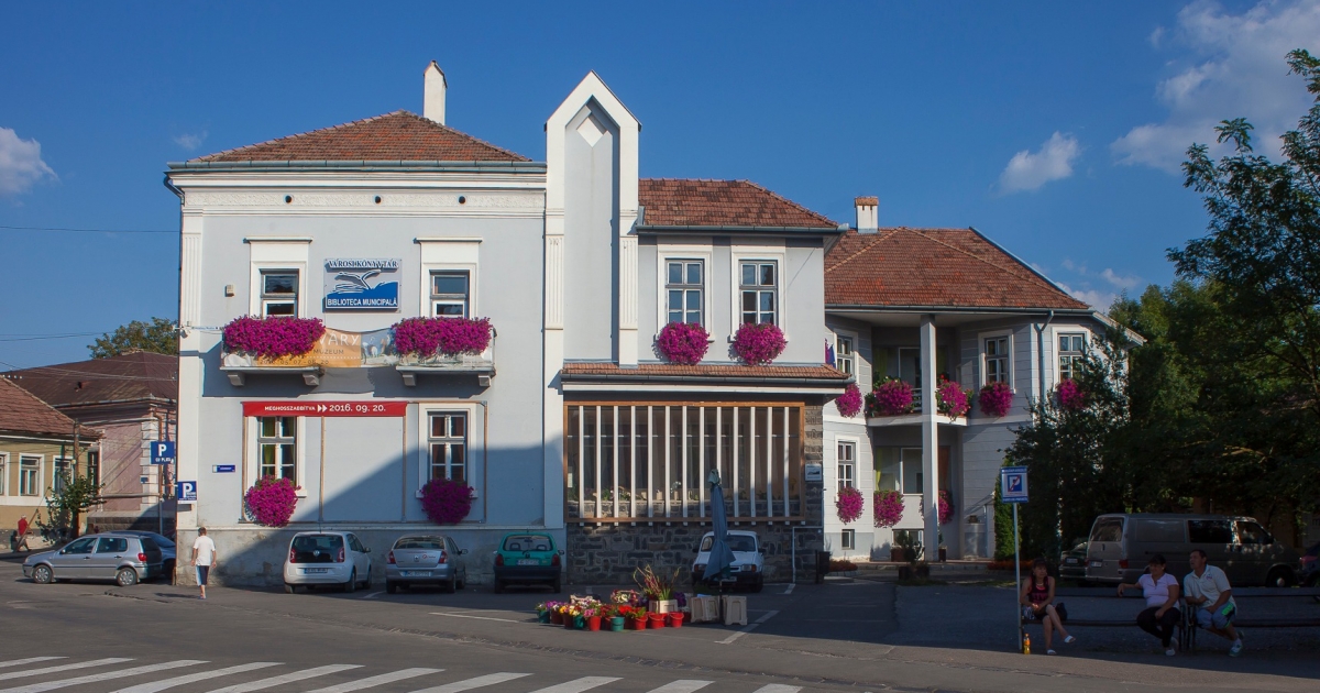 Mondj Te is egy verset