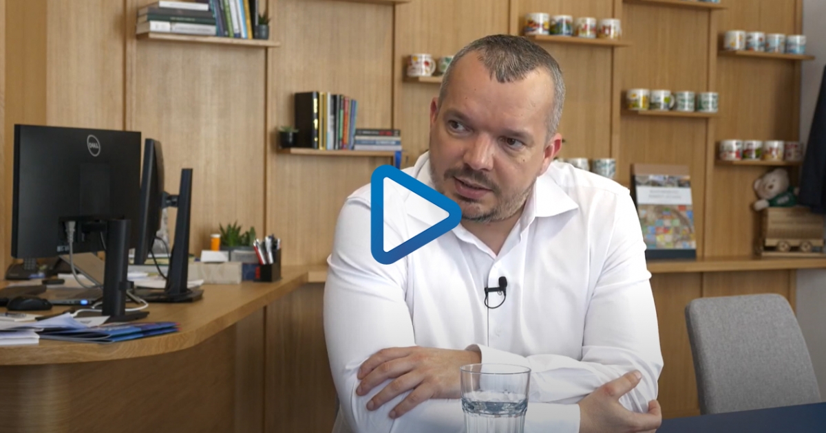 Látogatóban a számok emberénél, Székelyudvarhely polgármesterénél