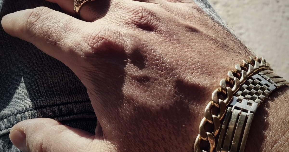 A trendi férfiékszerekről