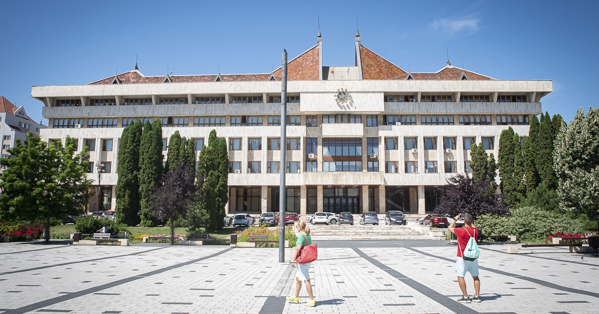 Kezdődik a megyeháza felújítása