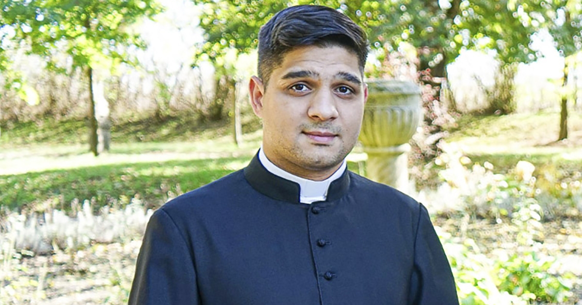 Elhagyottként indult, pásztorként érkezik