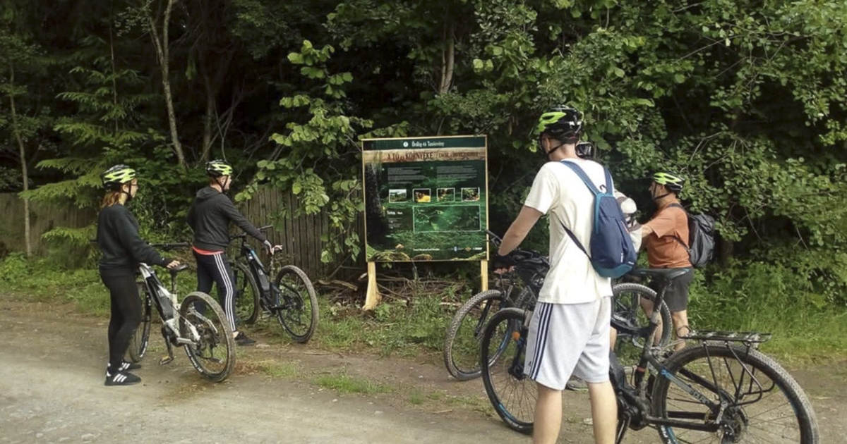 Tanösvény-felújítás és online értéktár közösségi összefogással