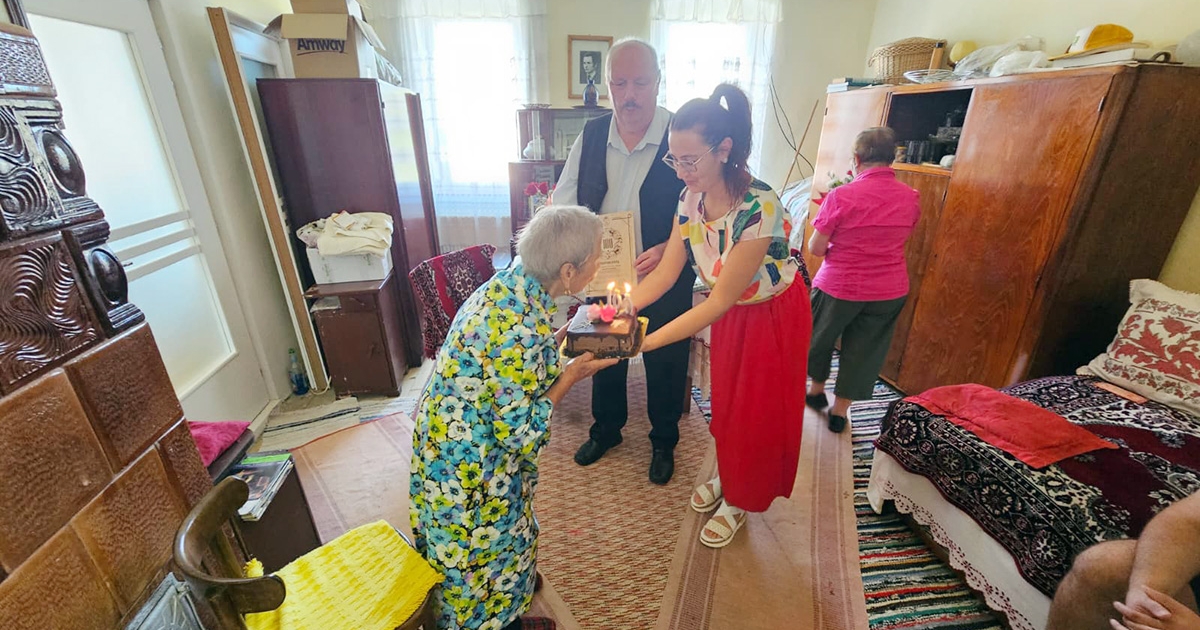 Köszöntötték a százéves Kocsis Rozáliát