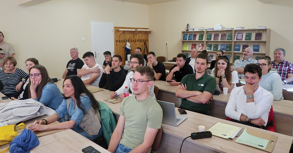 „Tudással Székelyföld felemelkedéséért!”