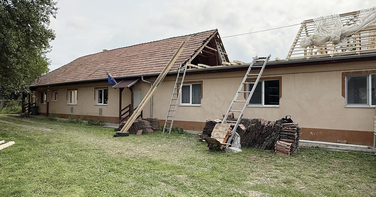 Tatarozták az alsóboldogfalvi óvoda tetőszerkezetét