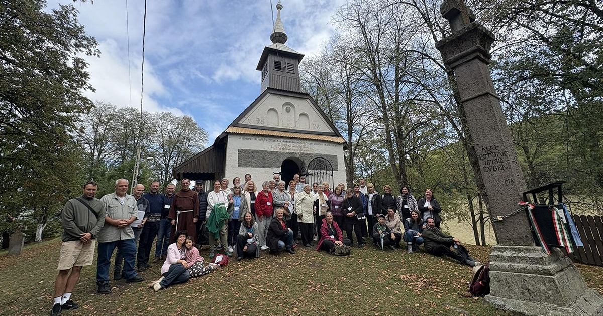 A Naphimnusz üzenetét viszik a hétköznapokba