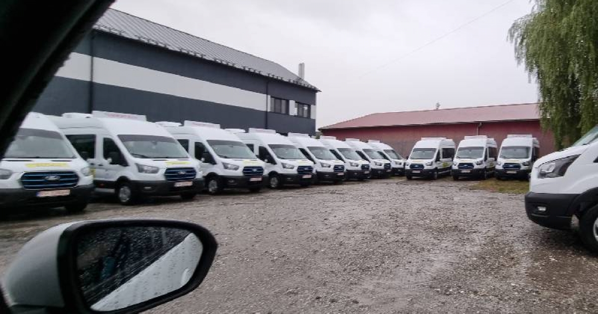 A speciális iskolák is kapnak iskolabuszt