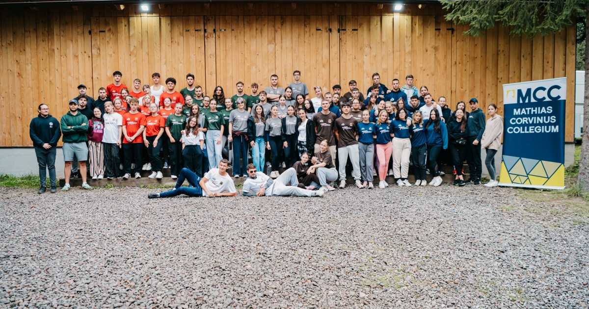 Apokalipszisből barátság – gólyatábor Tusnádfürdőn