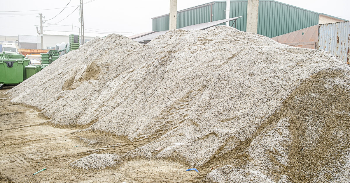 Téli csúszásmentesítés – parajdi só nélkül