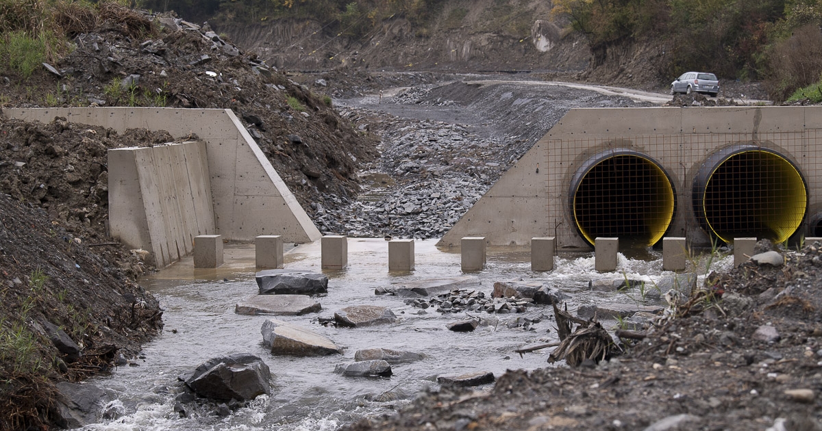 Geológus: a feltörő gázoknak nincs köze a szeméthez
