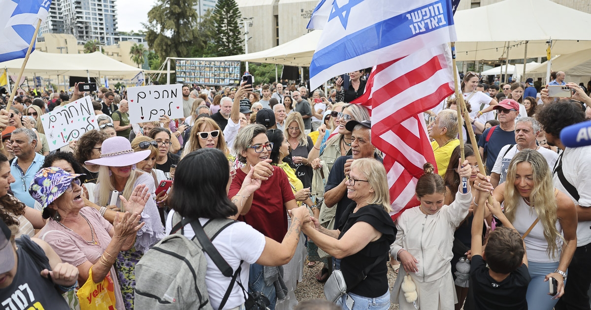 Tűzszünet a Gázai övezetben, kiszabadulnak az izraeli túszok