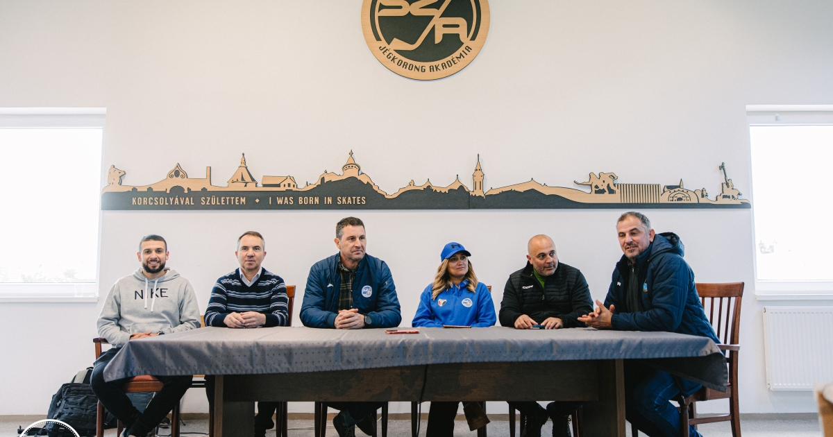 Minden oldalról terjeszkednek