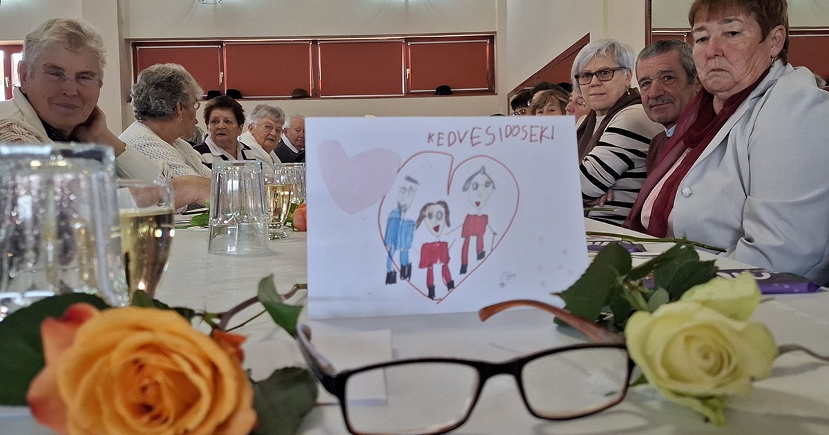 Idősek köszöntése