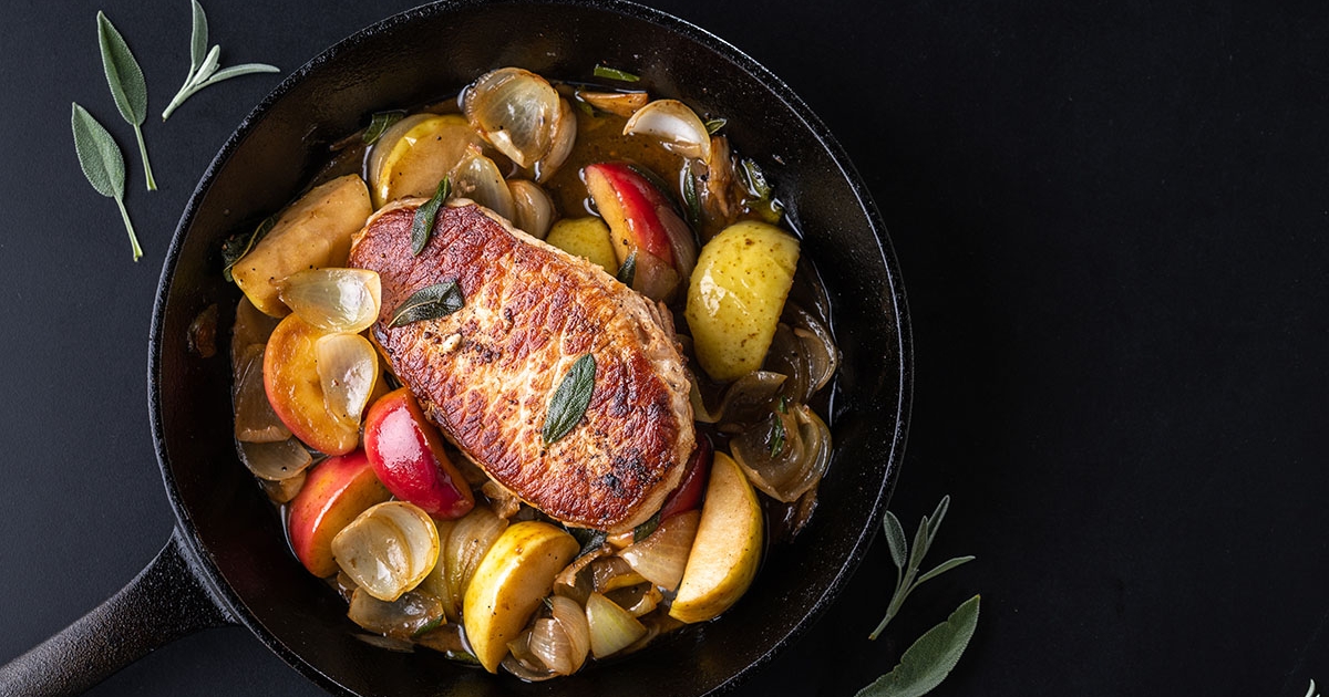 Sertéshátszín zsályás almaraguval