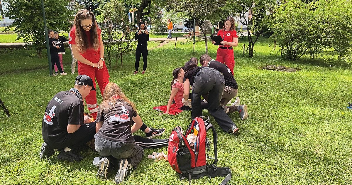 Önkénteseket vár a Vöröskereszt