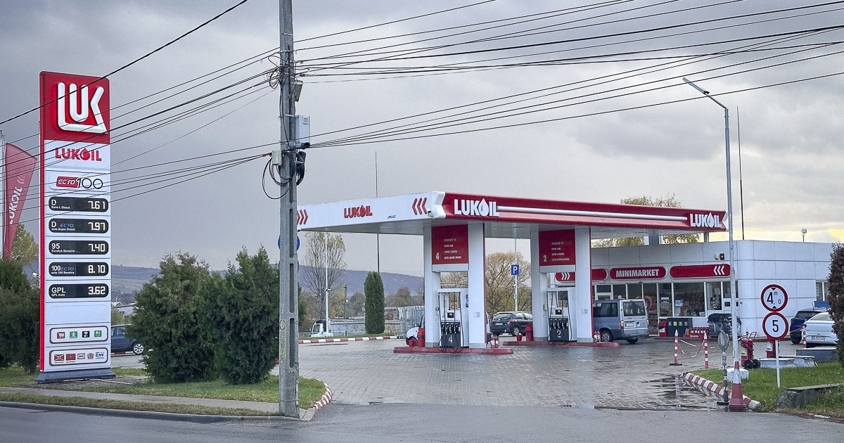 Eladja külföldi érdekeltségeit, Romániából is kivonul a Lukoil