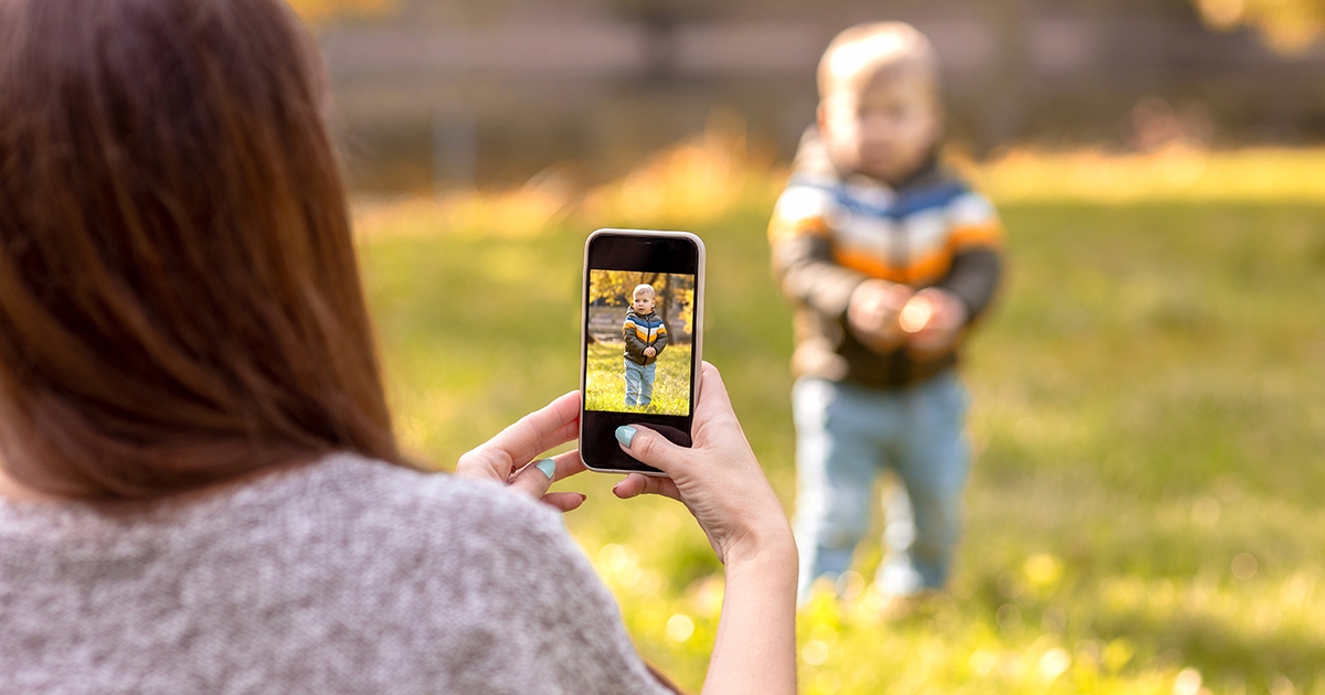 Miért ne posztoljunk a gyermekekről?