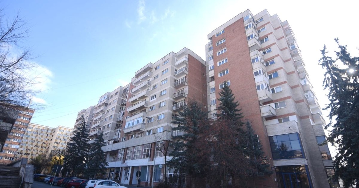 Hőszigetelik a Szabadság téri tömbházakat