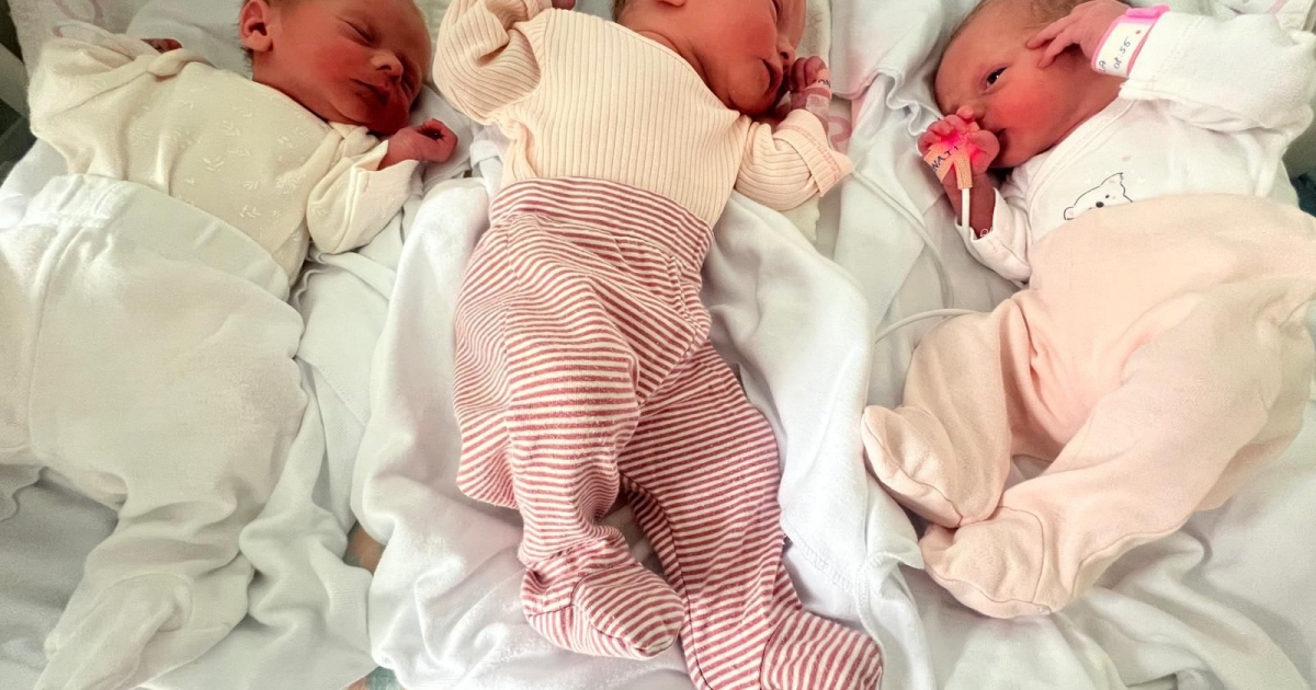 Hármas ikrek születtek a csíkszeredai kórházban