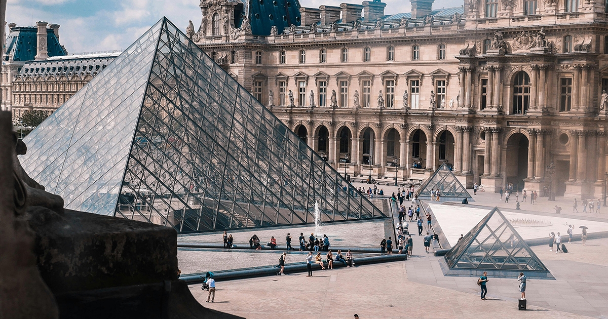 Vízszivárgás rongált meg több száz műtárgyat a Louvre-ban