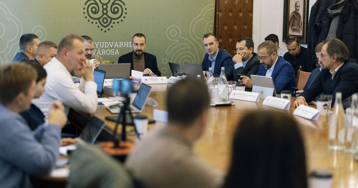 Később döntenek az adókról