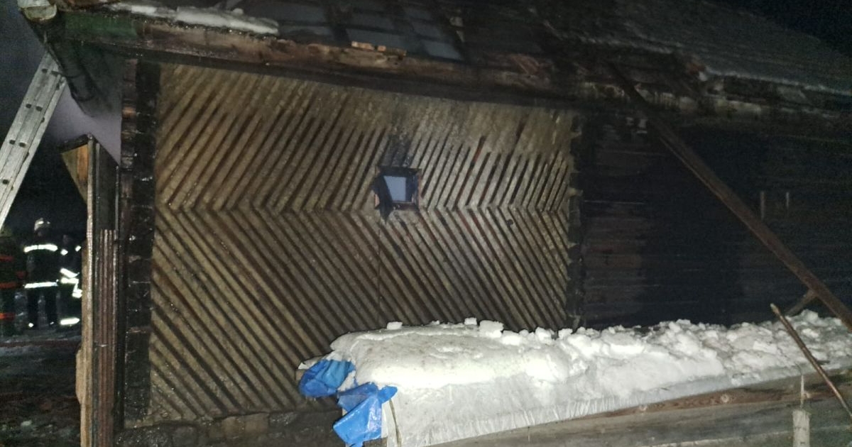 Tűz martaléka lett egy lakóház, az idős tulajdonos bennégett