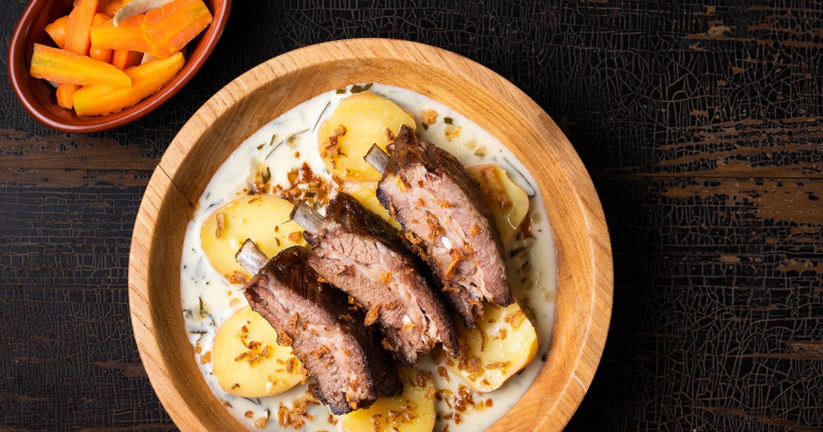 Füstölt oldalas tárkonyos krumplival