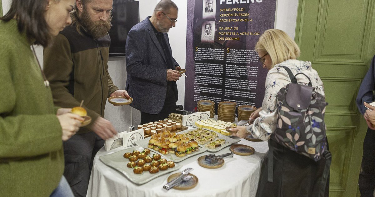 Gasztronómiai tárlat, falható elemekkel