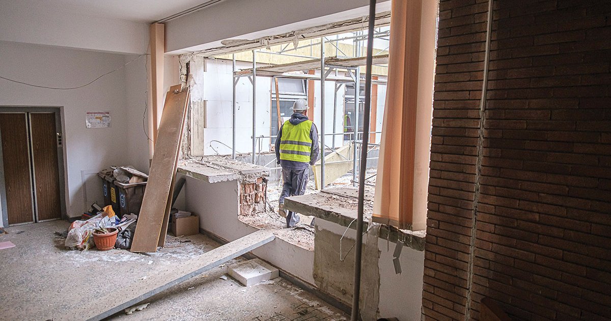 Vészesen eladósodtak az ország ingatlanfejlesztői