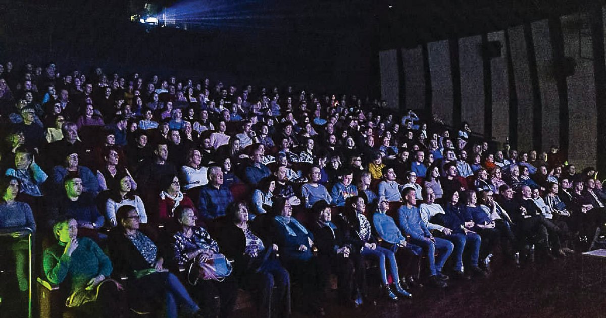 Több premier, több néző