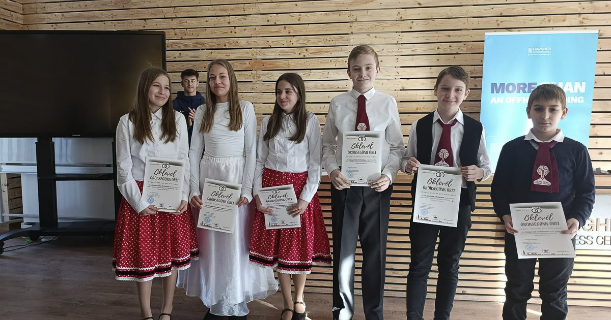 Őrzők a színpadon