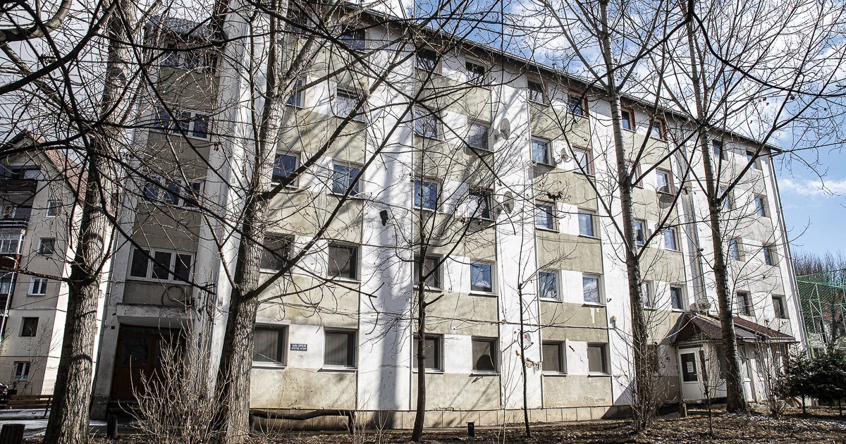 Forrást keresnek a hajléktalanszálló rendbetételére