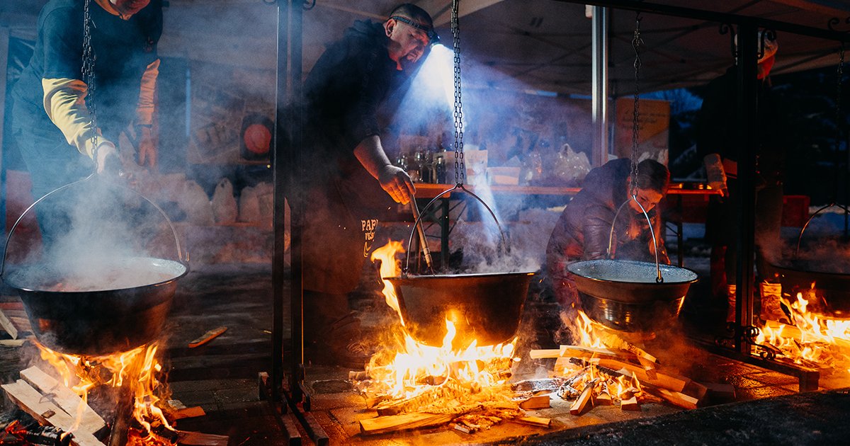 Miért lett az embernek öt ujja … és mi köze ennek a halpaprikáshoz?