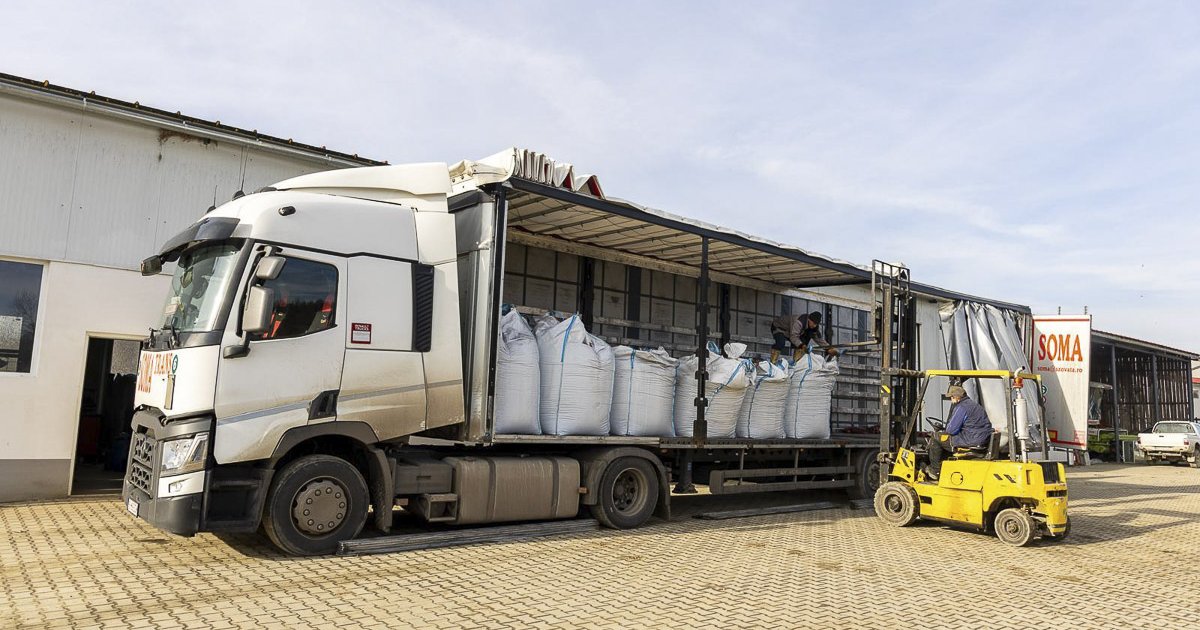 A csíkszeredai laboratóriumba érkeztek a minták