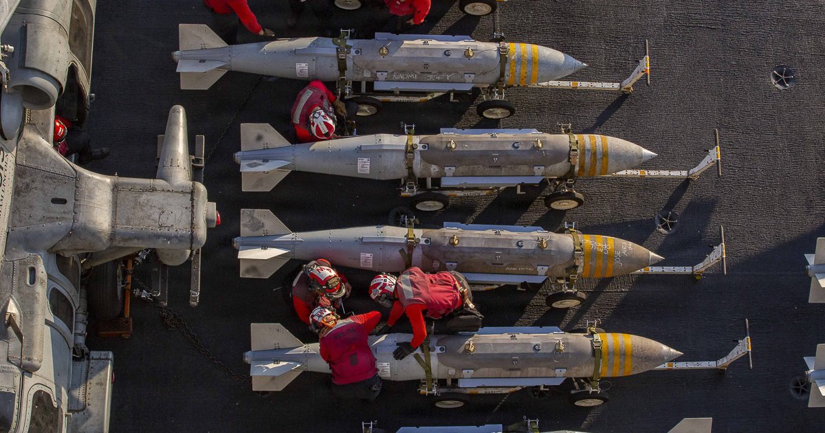 Lebombázzák az erőműveket, ha nem nyitják meg a szorost