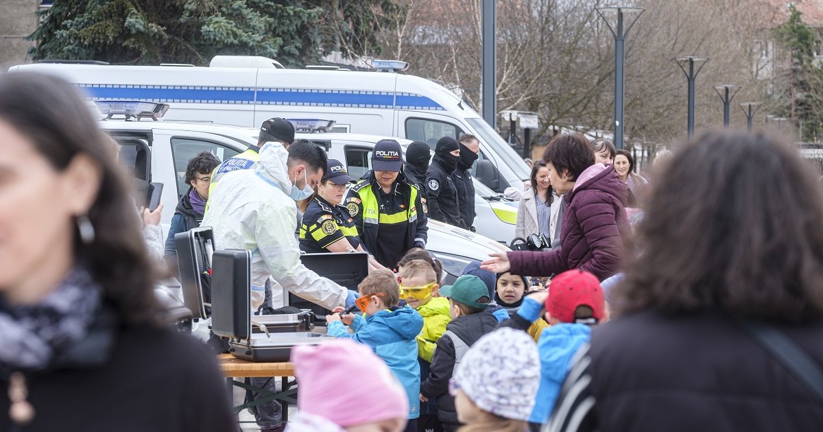 Nyílt nap a rendőrség napja alkalmából