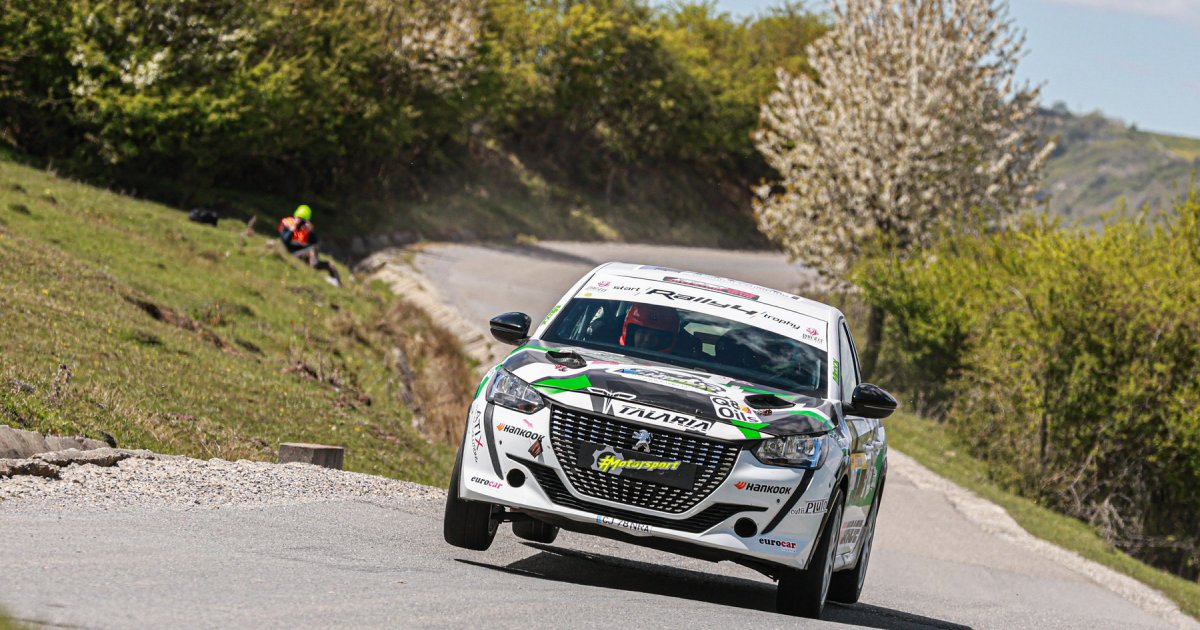 Sikeres navigátorok, élvonalban a pilóták